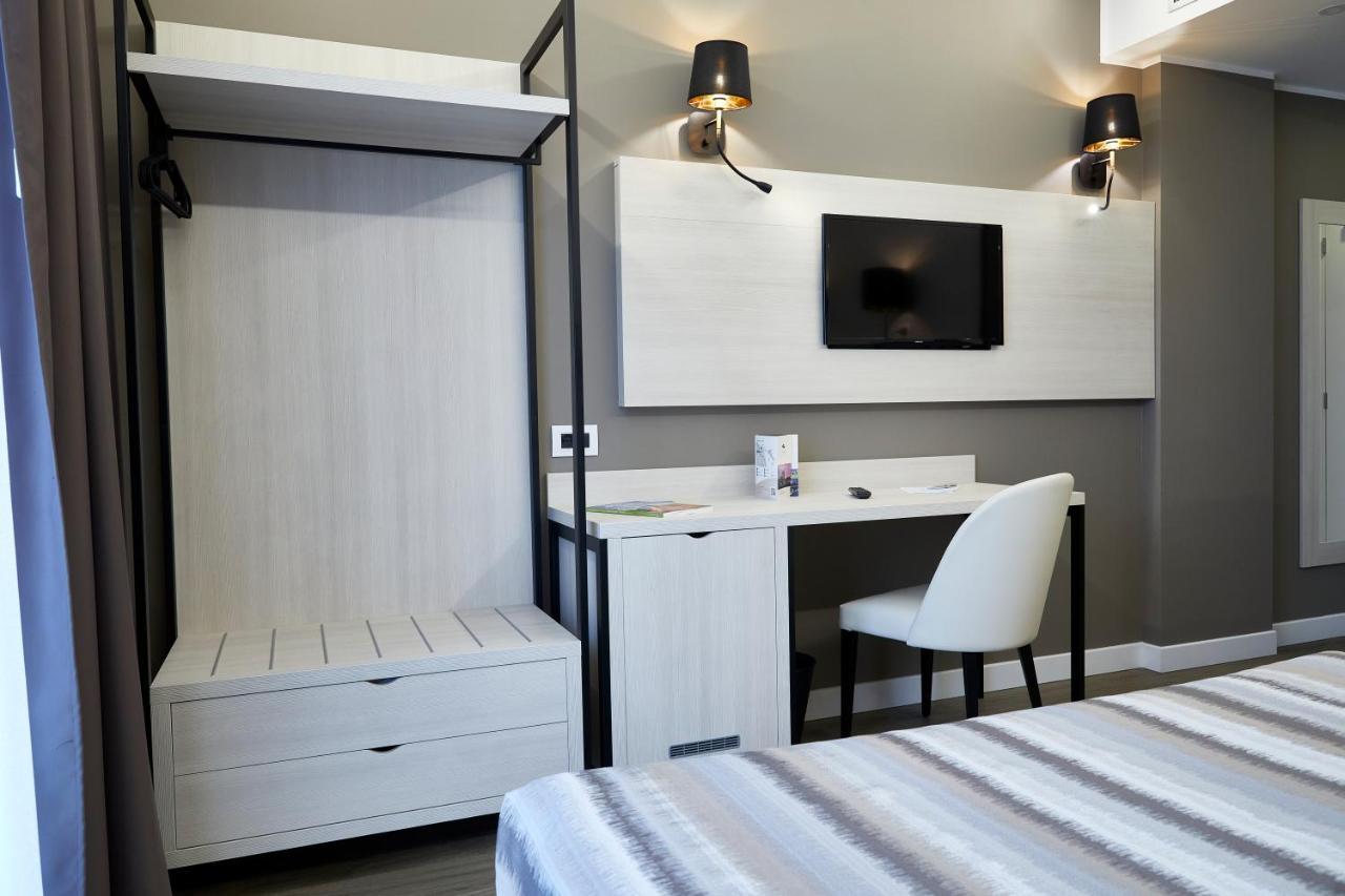 La Perla Otel Camerano Dış mekan fotoğraf