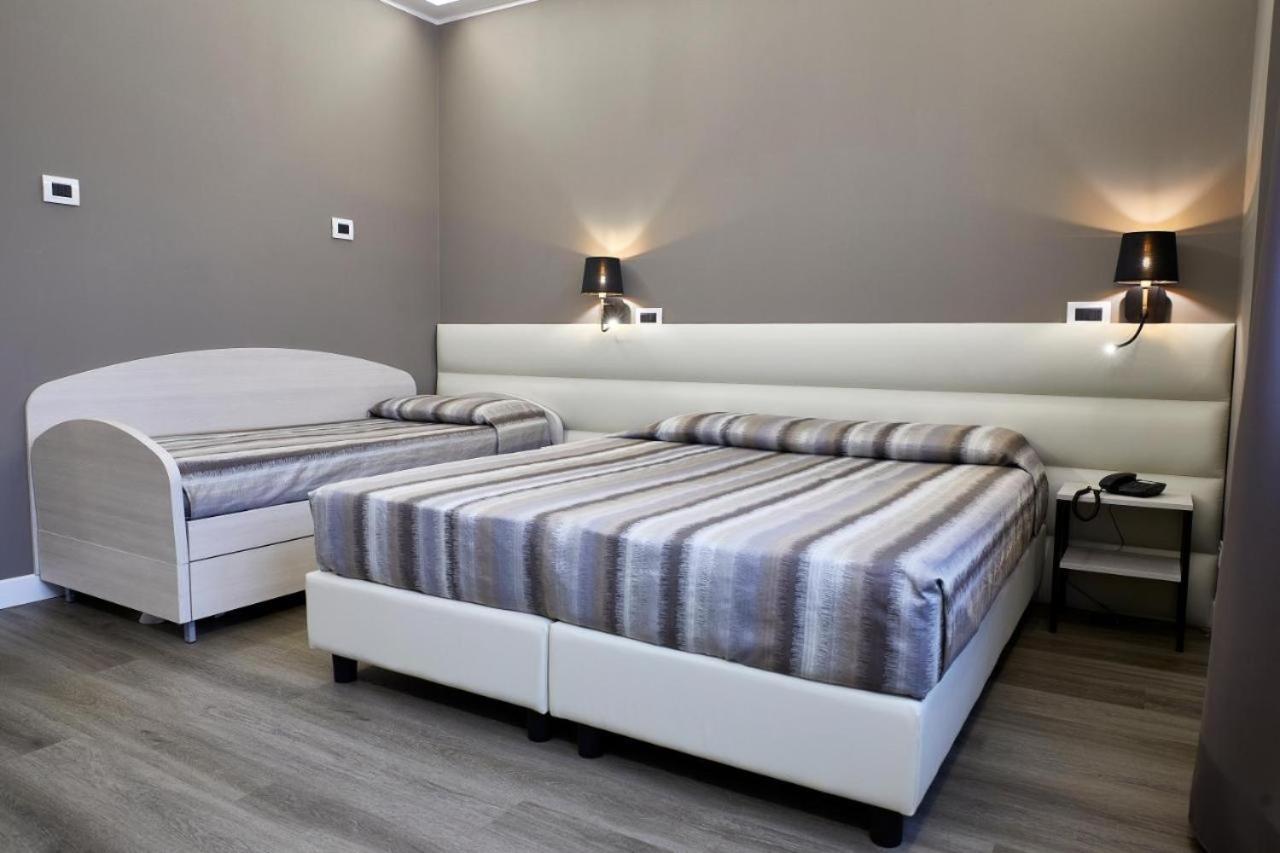 La Perla Otel Camerano Dış mekan fotoğraf